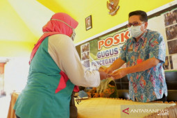 Pemkab Lumajang berikan pinjaman tanpa jaminan dan bunga kepada pelaku usaha