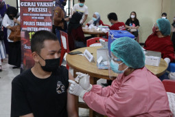 Polres Tabalong buka gerai vaksin presisi untuk anak