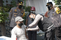 Vaksinasi "door to door", Polresta Sidoarjo siapkan 200 dosis/hari