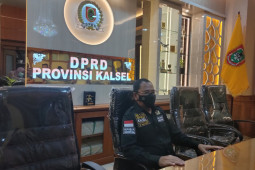 Ketua dewan "kada manjilat ludah di lantai" soal KPID Kalsel