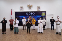 COVID-19; Mangku karep, mangku kahanan