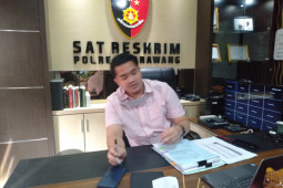 Kasus keganjilan vaksinasi COVID-19, Polres Karawang tunggu hasil laboratorium