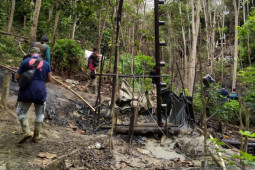 Polda Jambi tangkap 17 pelaku pengeboran minyak ilegal
