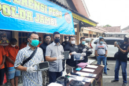 Polda Jambi tangkap komplotan spesialis pencuri komponen alat berat