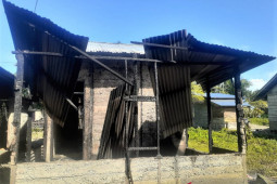 ODGJ ngamuk, dapur rumah warga ludes dilalap sijago merah
