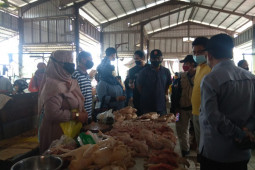 Pemkab Tabalong pantau stok barang jelang Idul Adha