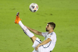Marseille rekrut pemain Brazil Luan Peres