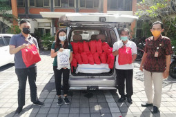 Dinsos Denpasar salurkan 5.018 paket sembako untuk warga isoman