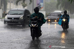 Waspadai hujan lebat disertai angin kencang di Aceh