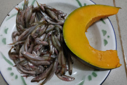 Pesona nugget "saluang waluh" pukau pkk sungai tabuk banjar
