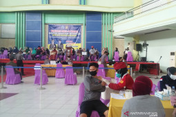 Antusias masyarakat tinggi, UIN Jambi buka layanan vaksin hari kedua