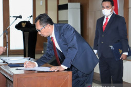 Gubernur Murad tunjuk Sadli Ie jadi Pelaksana Harian Sekda Maluku, mengapa?