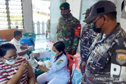 TNI-AL Tanjungbalai-Asahan kembali gelar serbuan vaksin maritim