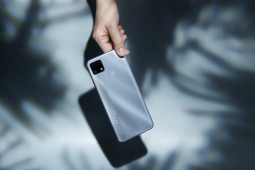 Ponsel realme bawa C21Y dan C25s ke Indonesia