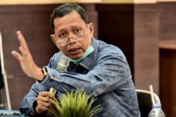 Bandara Kertajati bisa diubah jadi RS rujukan COVID-19, kata legislator