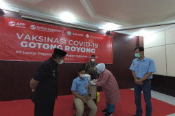 Lontar Papyrus Pulp & Paper Industry gelar vaksinasi untuk 1.200 karyawan