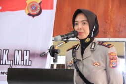 Tiga polisi diperiksa terkait pengawalan selebgram sebabkan kerumunan