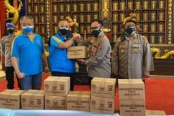 Komunitas Tionghoa Peduli kirim 1.000 paket sembako ke PKL di Kota Bandung