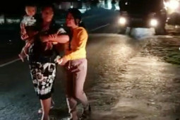 Usai  gempa magnitudo 6,5, Masyarakat Tojo Una-Una ngungsi ke gunung