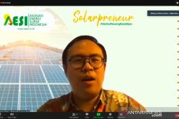 AESI: Cicilan solar sel lebih murah ketimbang harga rokok