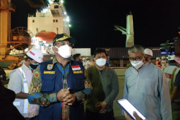 Pj Gubernur Kalsel minta RS tambah kapasitas perawatan COVID-19 hingga 50 persen