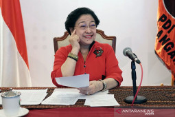 Megawati ngaku prihatin Presiden Jokowi kerap dikritik tidak beretika