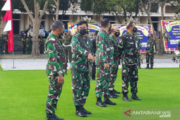 Panglima TNI Resmikan Lapangan Putra Angkasa AAU