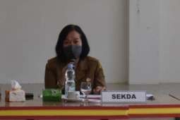 Sekda Sintang pimpin dengar pendapat sengketa 20 desa hasil pilkades 2021