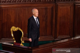 Tunisia perintahkan penangkapan mantan presiden Marzouki