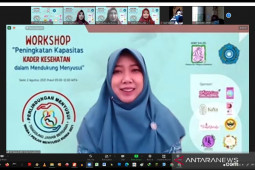 Ketua pkk banjarmasin : menyusui bekal pemenuhan nutrisi anak