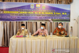Gubernur Jambi lakukan evaluasi penanganan COVID-19 di daerah
