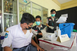 Siswa SMAN 1 Situbondo baru 41 persen bersedia divaksin