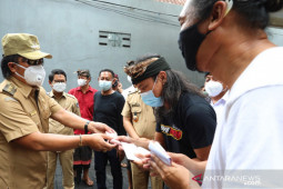 Badung terus salurkan BLT dengan sistem "QR Code"