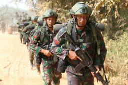 Danyon 641 pimpin latihan tempur tingkatkan kemampuan prajurit TNI