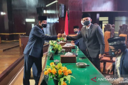 DPRD Kabupaten Probolinggo sampaikan laporan pembahasan KUA PPAS APBD 2022
