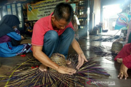 Bupati HSU dorong Kadin ciptakan peluang ekonomi baru