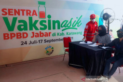 Program Vaksin BPBD Jabar di Sentra Vaksinasik Karawang targetkan 56 ribu orang