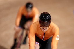 Olimpiade Tokyo, Belanda sabet emas sprint putra balap sepeda trek