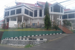 DPRD Ternate minta seluruh kepsek awasi praktik penjualan buku, begini penjelasannya