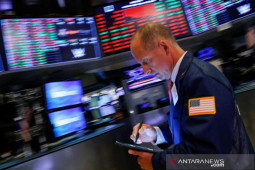 RUU infrastruktur AS lolos, indeks Dow Jones naik 162,82 poin