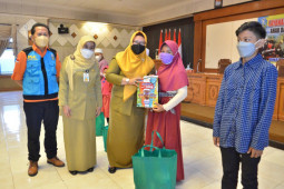 Pemkab Gresik siapkan beasiswa bagi anak yatim piatu korban COVID-19