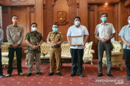 Bersama melawan COVID-19, Sinar Mas kembali donasikan oksigen bagi masyarakat Jambi