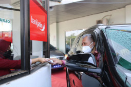Pemkab Sidoarjo luncurkan pembayaran pajak lantatur