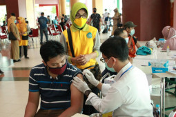 TP-PKK Kota Pontianak gelar vaksinasi massal di PCC