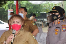 Vaksinasi Bhayangkari Polres Tebing Tinggi dan para guru