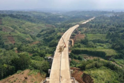 Ruas Tol Cigombong-Cibadak Sukabumi ditargetkan tuntas akhir 2021