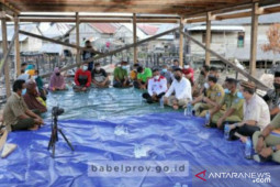 Gubernur Babel kunjungi warga korban kebakaran di Desa Jelutung II