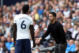 Arsenal beradaptasi dengan jendela  transfer tersulit