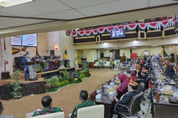 Pendapatan pada RAPBD-P Kalsel 2021 naik 23,81 persen