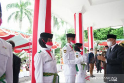 Wawako Pangkalpinang kukuhkan 36 anggota Paskibraka